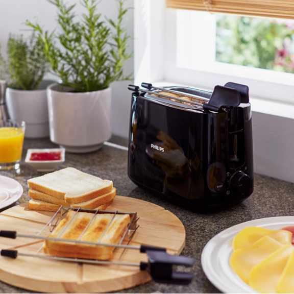 Refurbished Philips 600 Watts 2-Slice Toaster with Integrated Bun Rack