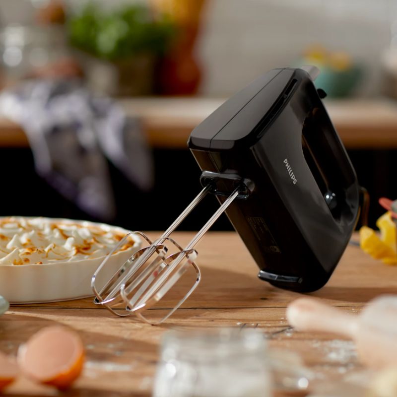 Refurbished Philips Domestic Daily Hand Mixer 300W 5 Speed Black Hr3705 10