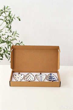 4 Leaf shaped platter